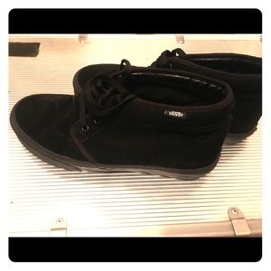 Men’s Size 9 Black Chukka Boot/Shoes- Lightly Warn